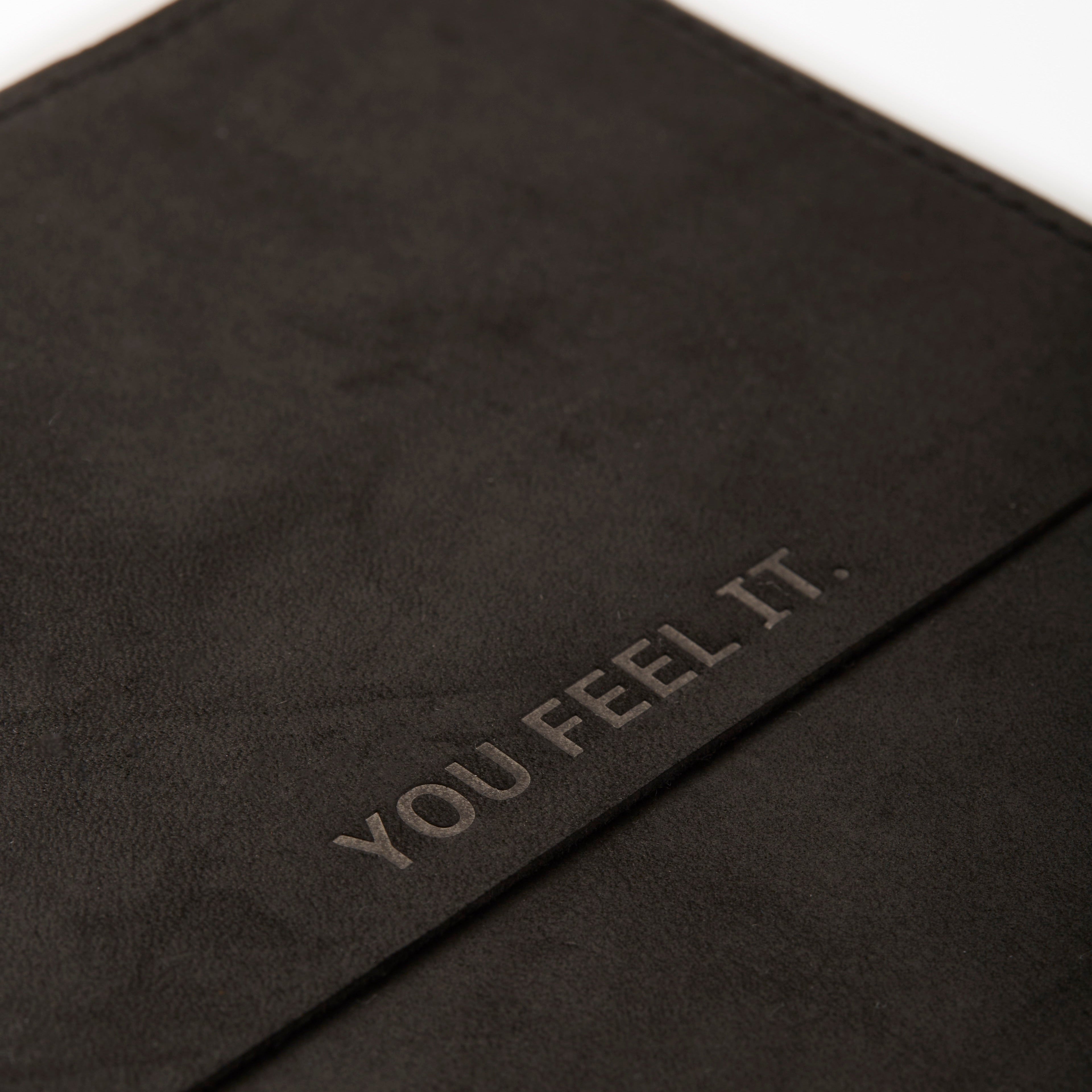 Schwarze Leder Friseurtasche, Etui, mit Druckknopf. edel. You feel it.