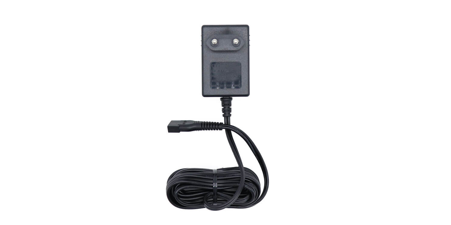 Netzteil mit Kabel, schwarz.
