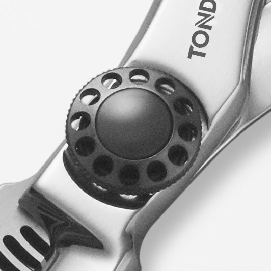 TONDEO MYTHOS WAVE 36, silber, Made in Solingen, Premium-Friseurschere, Effilierschere, Modellierschere, Schrauben Details