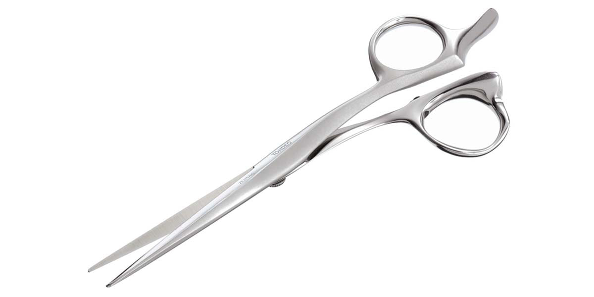 Friseurschere mit ergonomischem Design.